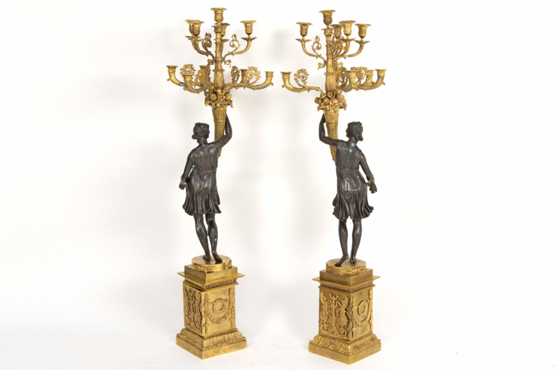 pair of quite big Empire style candelabra in partially gilded bronze each with a woman, who - Bild 4 aus 4