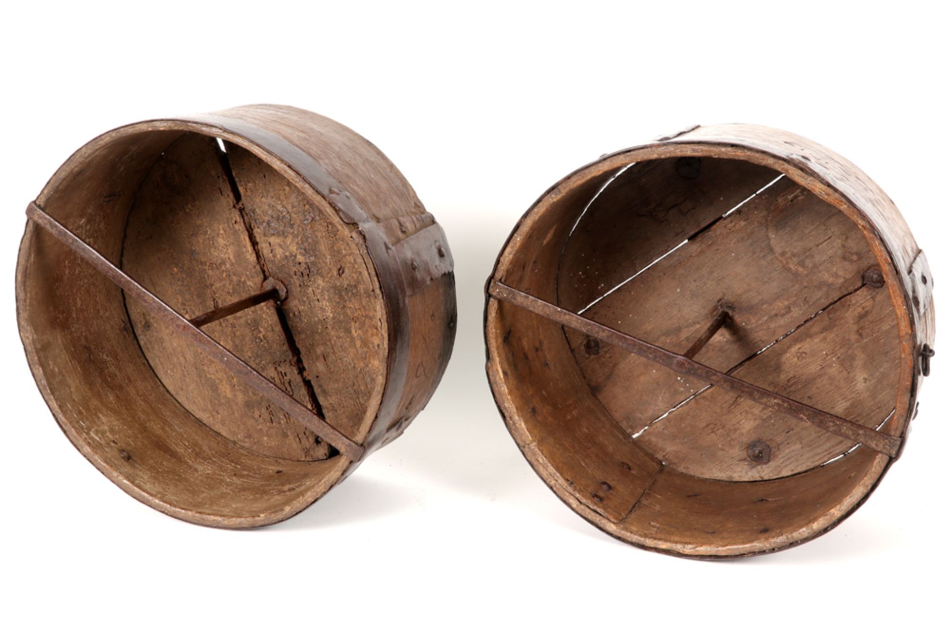 two antique grain measuring bowls in wood and wrought iron, one marked CRSM and dated 1816/17 and - Image 2 of 5