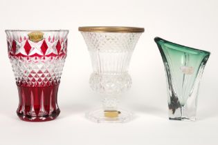 three Belgium vases in VSL crystal || Lot van drie vazen in geslepen kristal Val-St-Lambert -