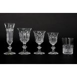 Belgian set of 60 glasses in VSL crystal || 60-delig glasservies in kleurloos geslepen kristal Val-