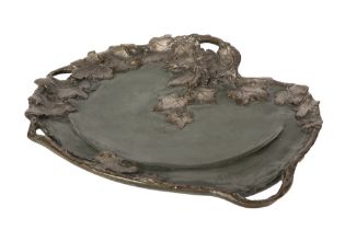 French Art Nouveau dish in bronze with a floral decor - signed Albert Marrionet || MARIONNET