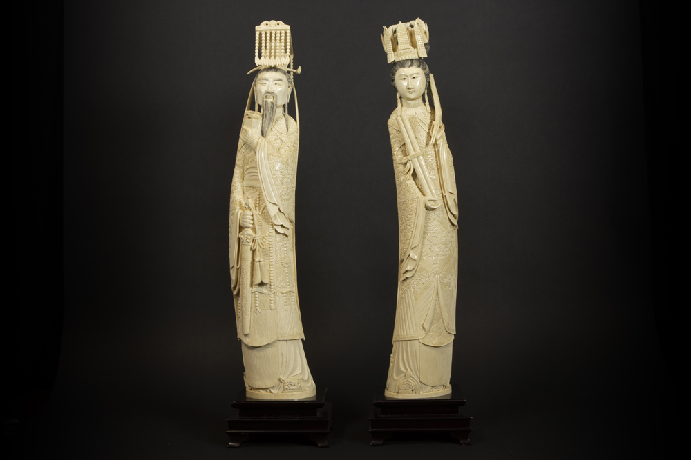 pair of quite big 'antique' Chinese "Emperor and Empress" sculptures in ivory - with European