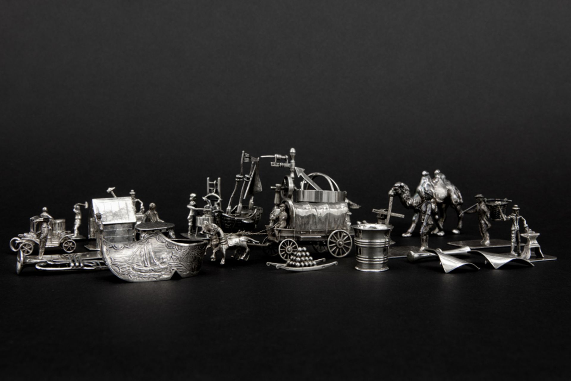twenty silver miniatures || Lot van twintig miniaturen in massief zilver - gewicht : 354 gram - Bild 2 aus 2