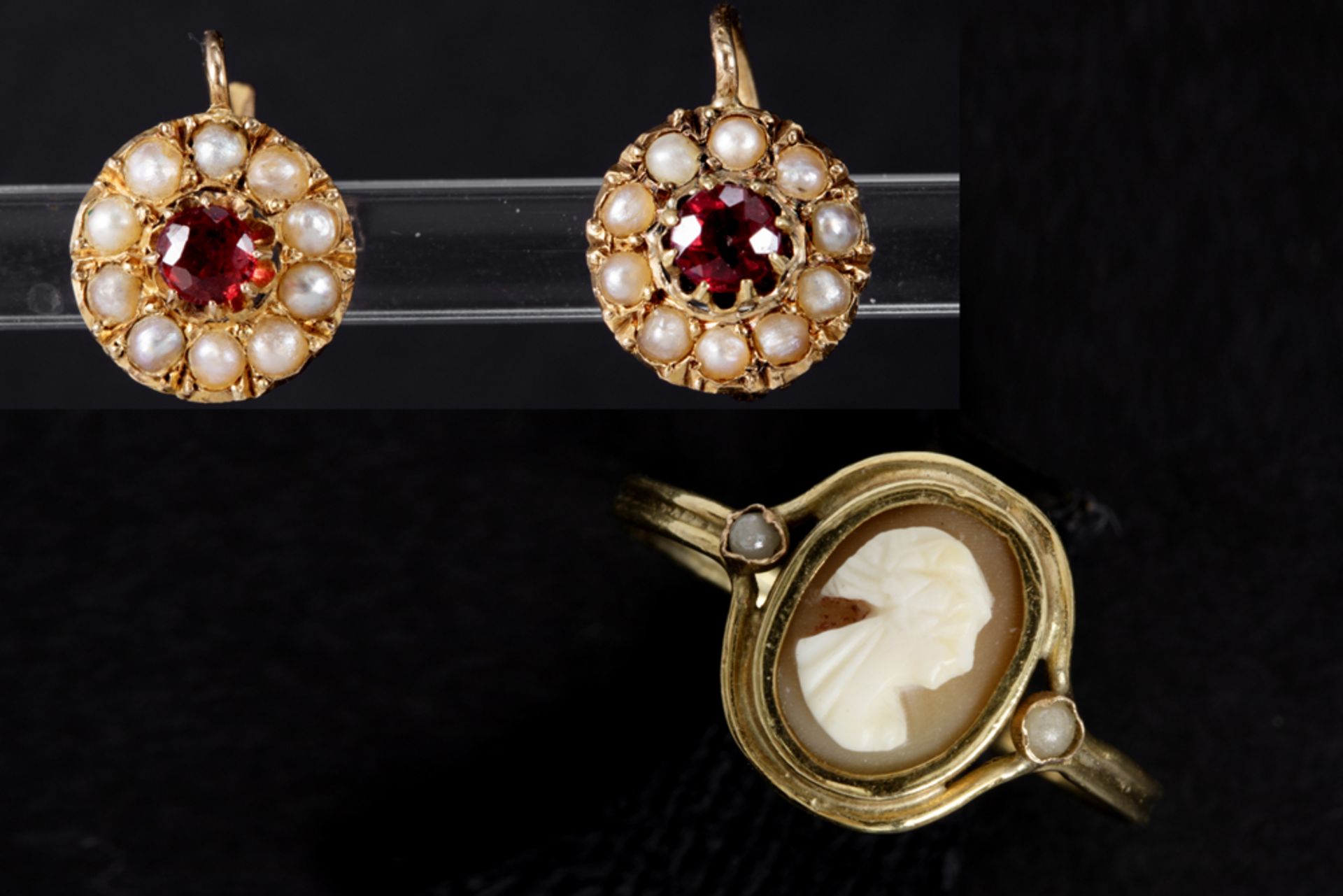 pair of earrings (with verneuil and small pearls) and a ring (with small cameo) in yellow gold (18