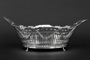 antique Dutch neoclassical bread basket in Herbert Hooijkaas signed and marked silver || HERBERT