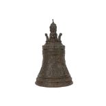 antique bronze table bell after a 16th Cent. model || Antieke bronzen tafelbel naar een zestiende