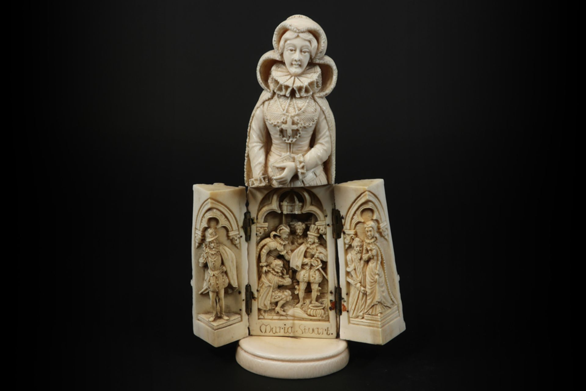 19th Cent European, presumably German, sculpture in ivory depicting Mary Stuart (queen of Scots) , - Image 6 of 8