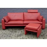 Gotti "Kosmo Siegelstein" design sofa in red leather with matching ottoman || GOTTI design sofa -