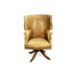 armchair with leather upholstery || Fauteuil met apart crapaudmodel bekleed met leder met een