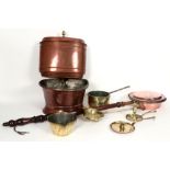 various lot of antique brass items || Vrij groot lot antiek geel en rood koper met ondermeer een