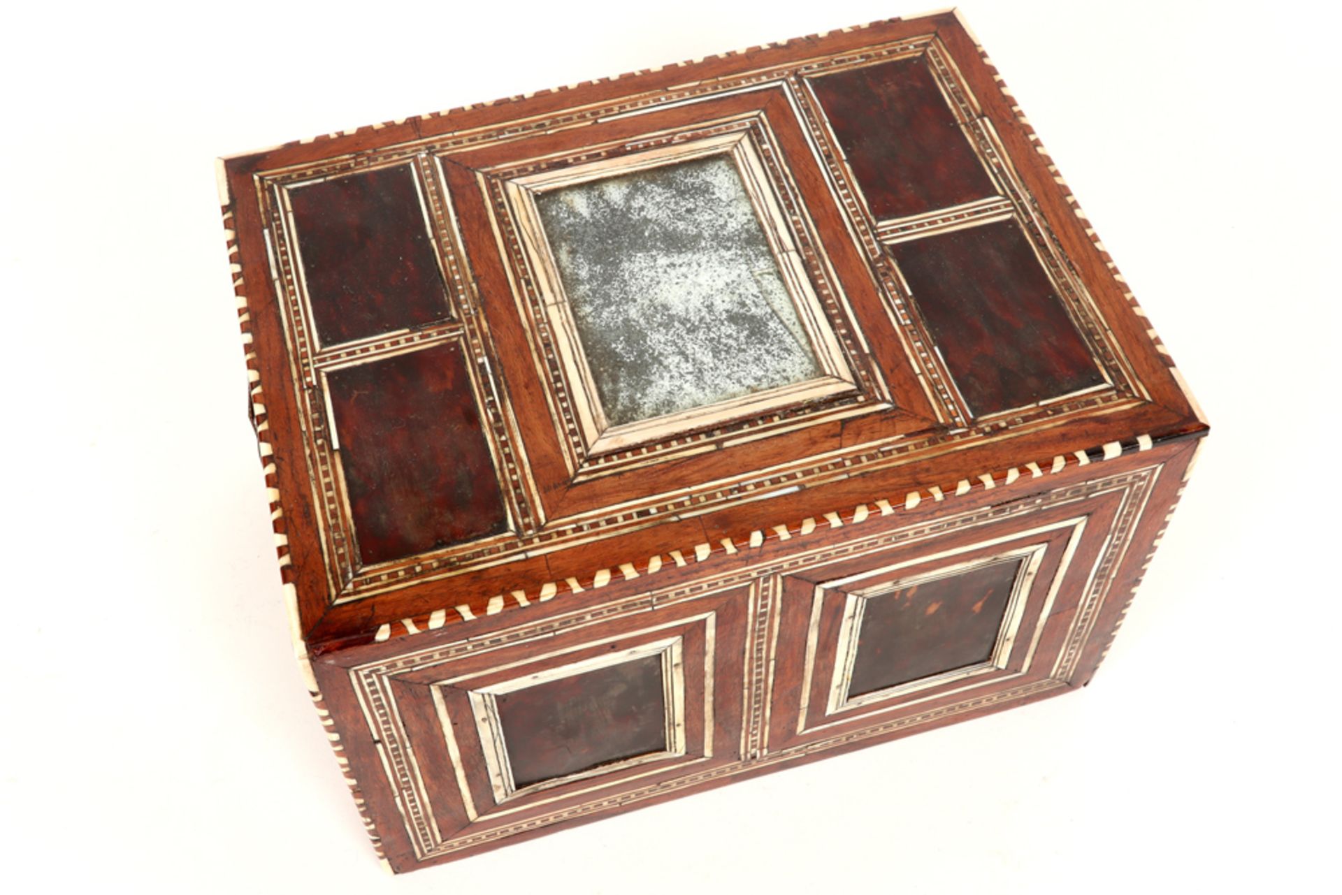 17th Cent. Indo-Portuguese table cabinet in rose-wood, ivory and tortoiseshell with an original - Image 6 of 7