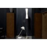two design lamps, one with "Lu Lu" design by Oluce || Lot (2) design : - bureaulamp met