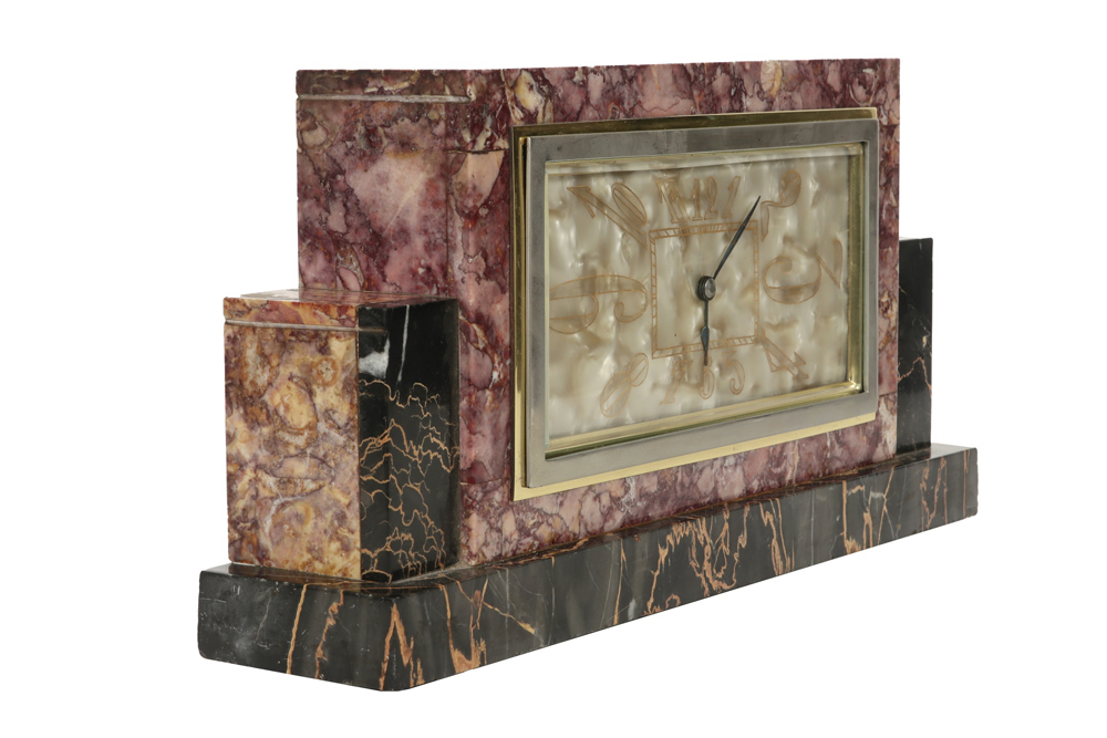 Art Deco clock with its case in red and black marble and with a dial with mother-of-pearl - Image 2 of 3