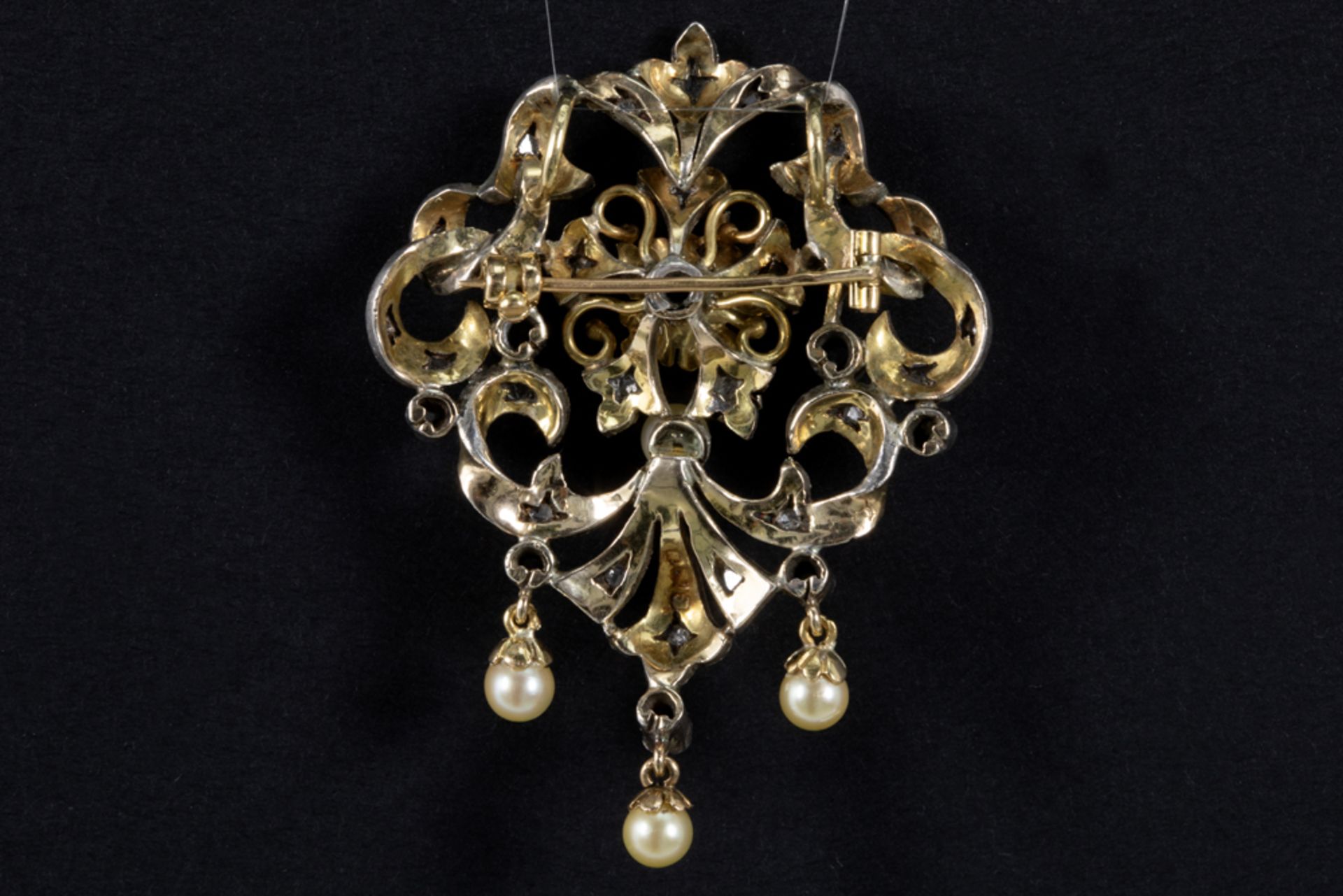 antique brooch/pendant in silver on gold with rose cut diamonds and pearls || Antieke broche/ - Bild 2 aus 2