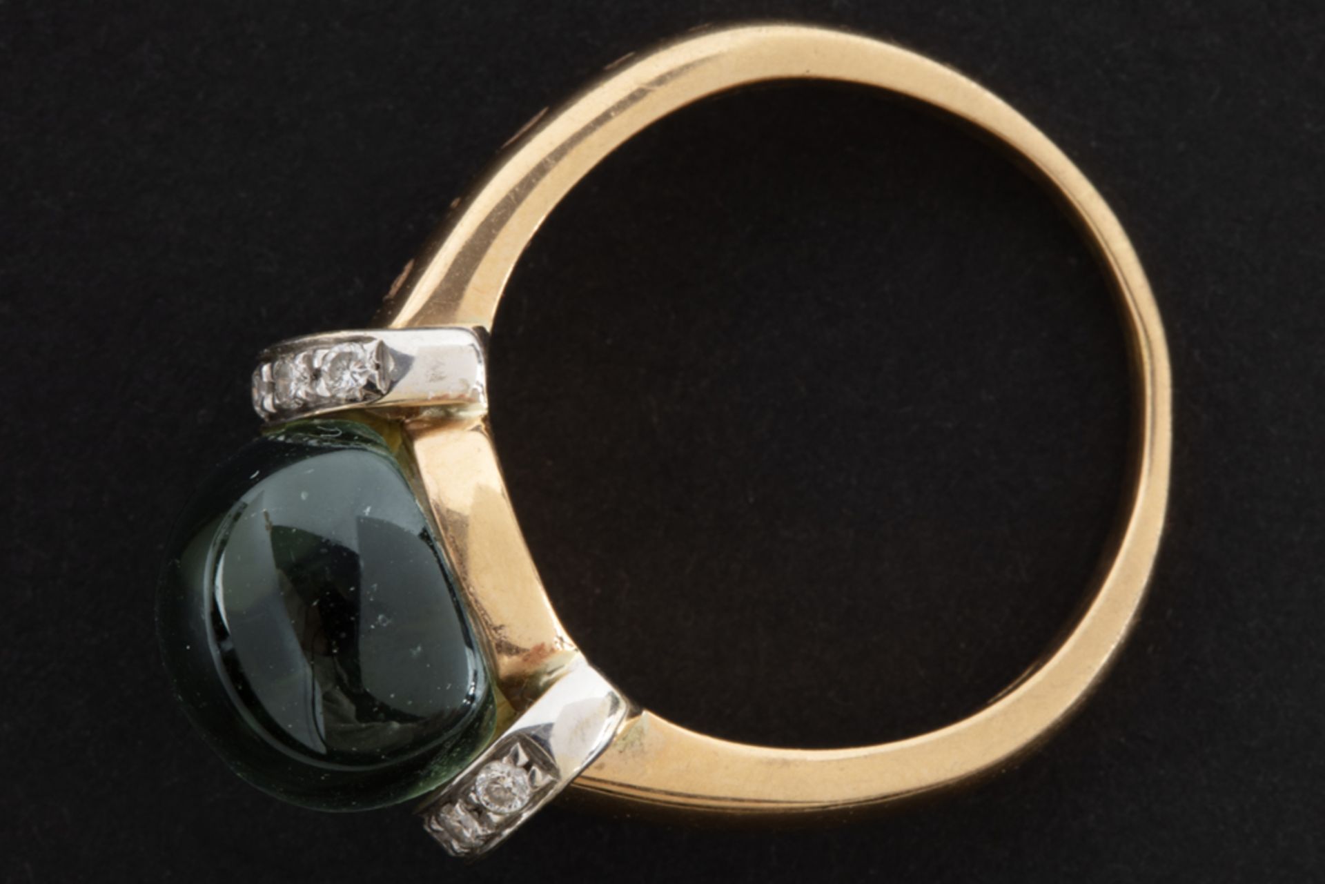 matching Bigli marked ring in white and pink gold (18 carat) with a semi-precious cabochon cut stone - Bild 2 aus 3