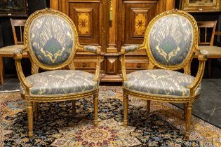 pair of 19th Cent. neoclassical Napoleon III armchairs in sculpted and gilded wood || Paar