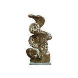 20th Cent. Belgian sculpture in fossile stone by Joris Maes || MAES JORIS (° 1952) sculptuur in