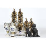 various lot with porcelain and ceramic : two pairs of sculptures and a set of a basket and a pair of