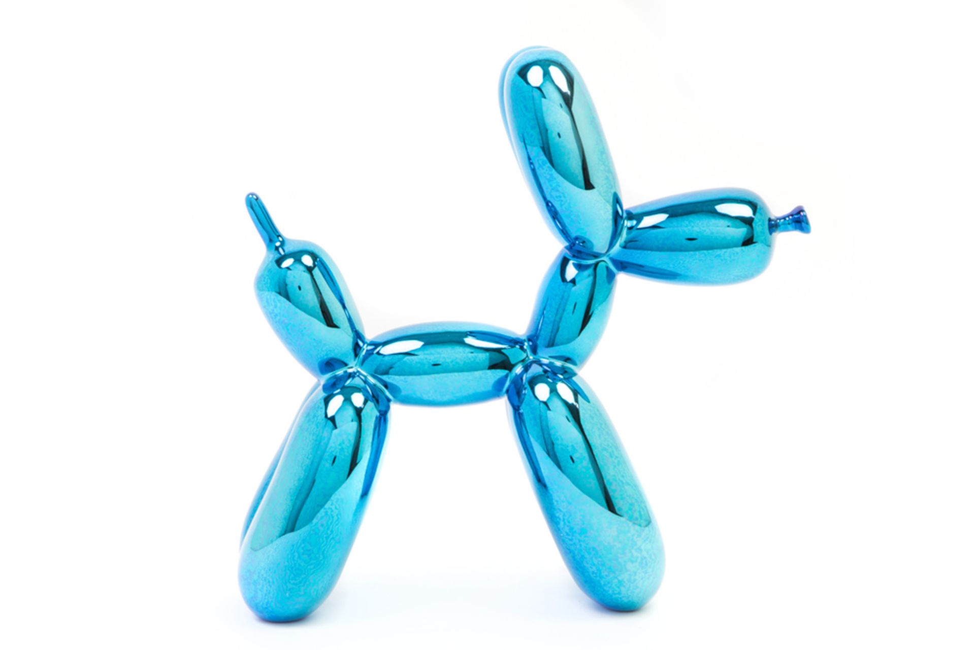 blue Balloon Dog sculpture after Jeff Koons || JEFF KOONS (° 1955) / NAAR blauwe zgn "Balloon Dog" - - Bild 2 aus 2