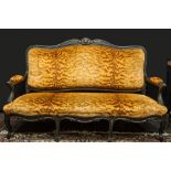 antique Louis XV style settee in black lacquered wood with a seventies' upholstery || Antieke canapé