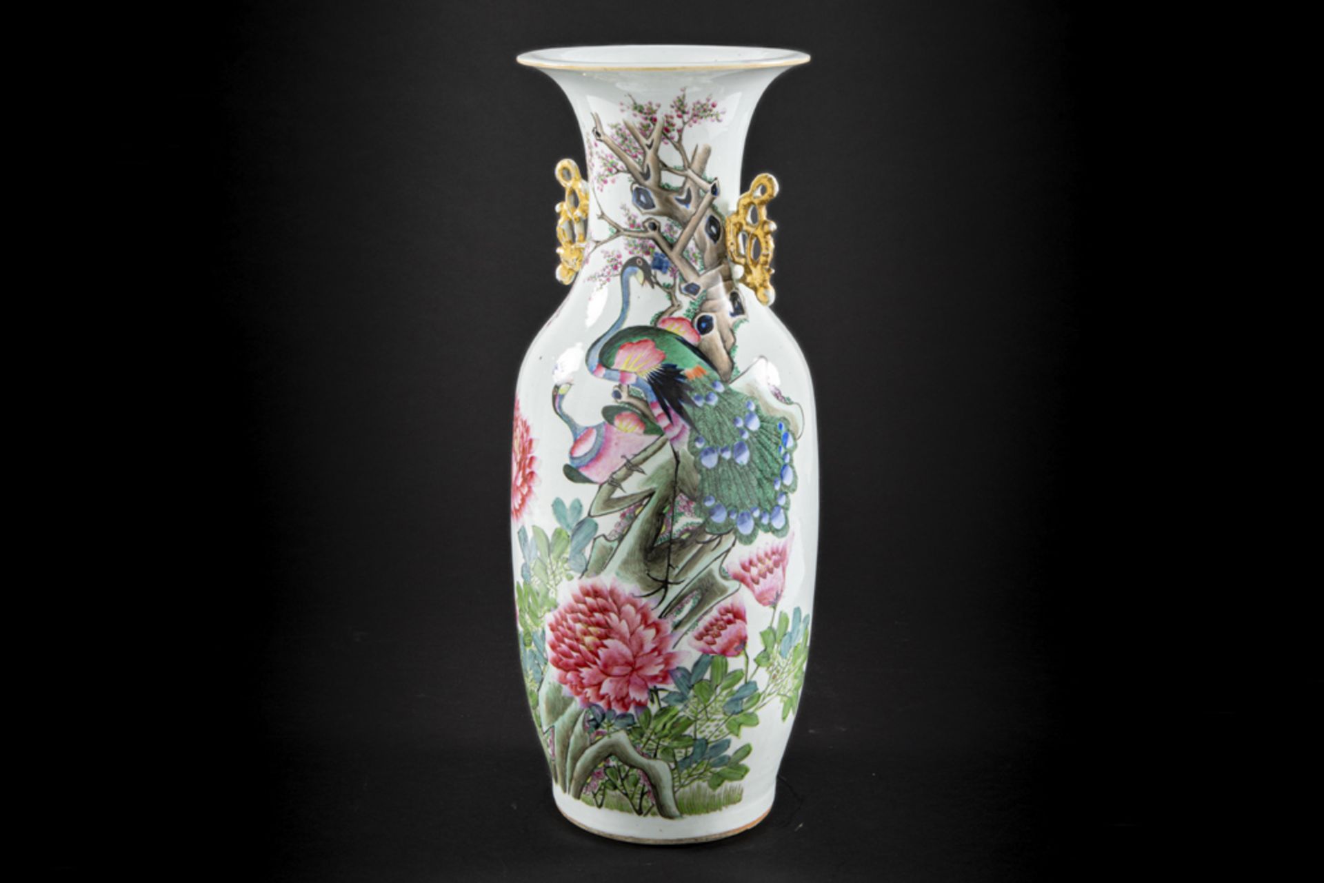 Chinese Republic period vase in porcelain with a polychrome decor with flowers and birds || - Image 2 of 7