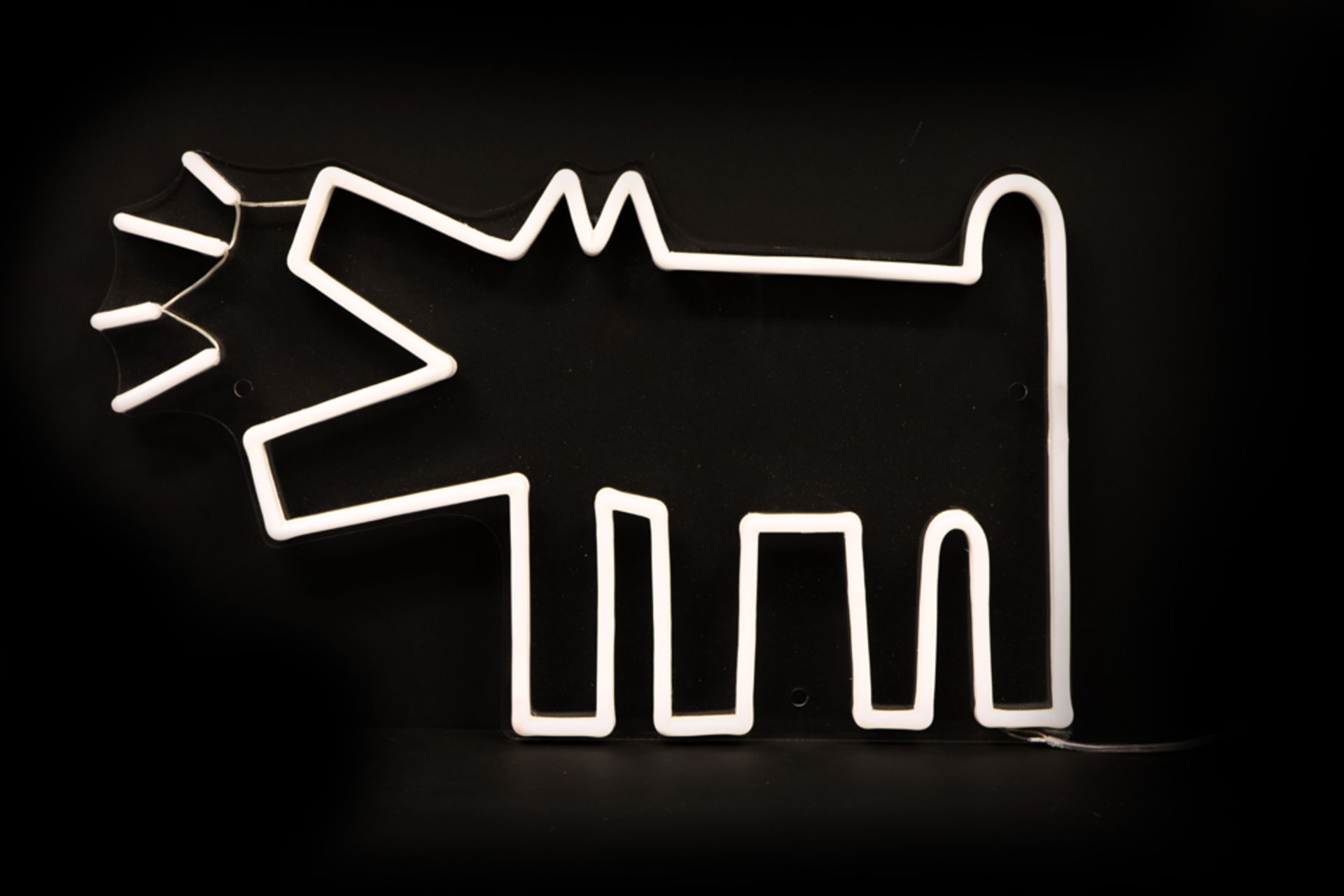 "Barking Dog Red" lamp after Ketih Haring edition by Yellowpop in collaboration with the Keith - Bild 2 aus 2