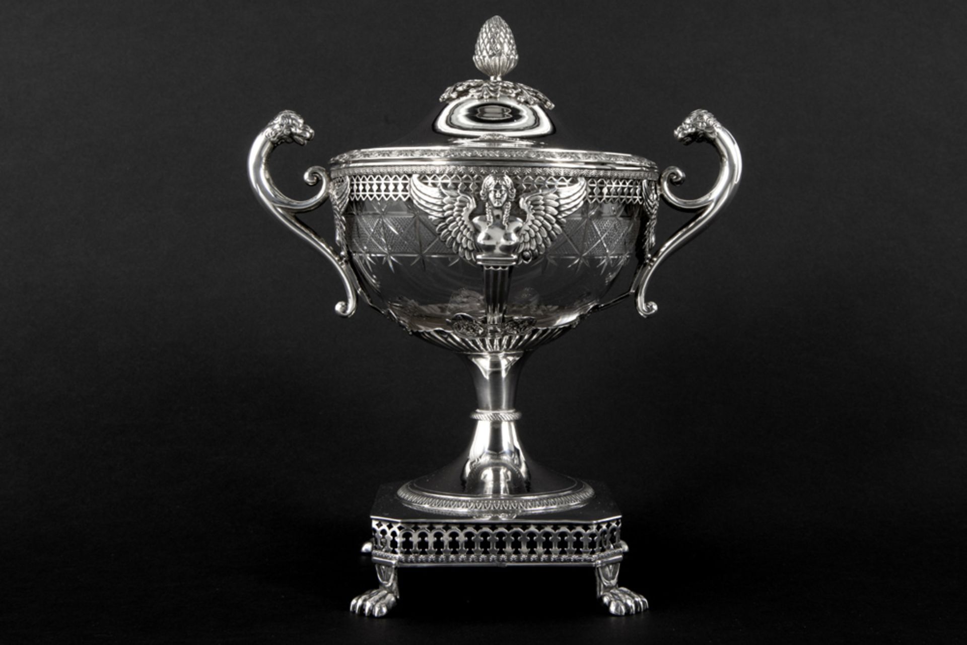 late 18th Cent. French neoclassical jam pot in marked silver and clear glass || Laat achttiende