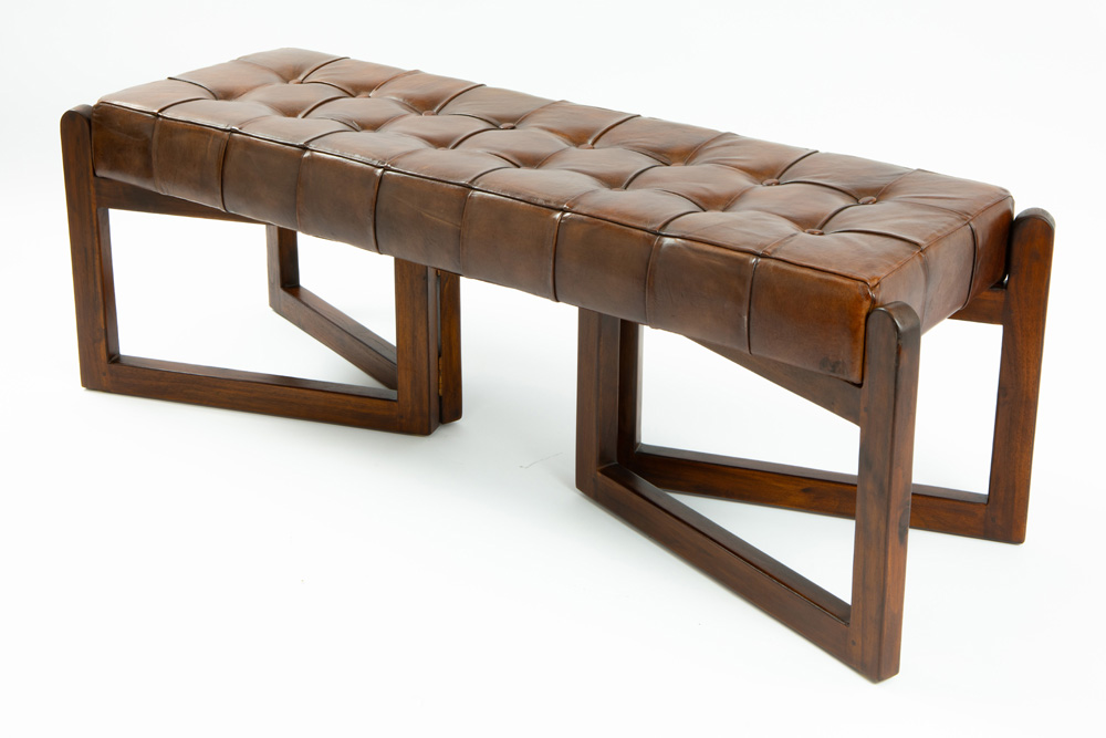Olivier De Schrijver signed "Victory" design settee in brown leather and wood || DE SCHRIJVER