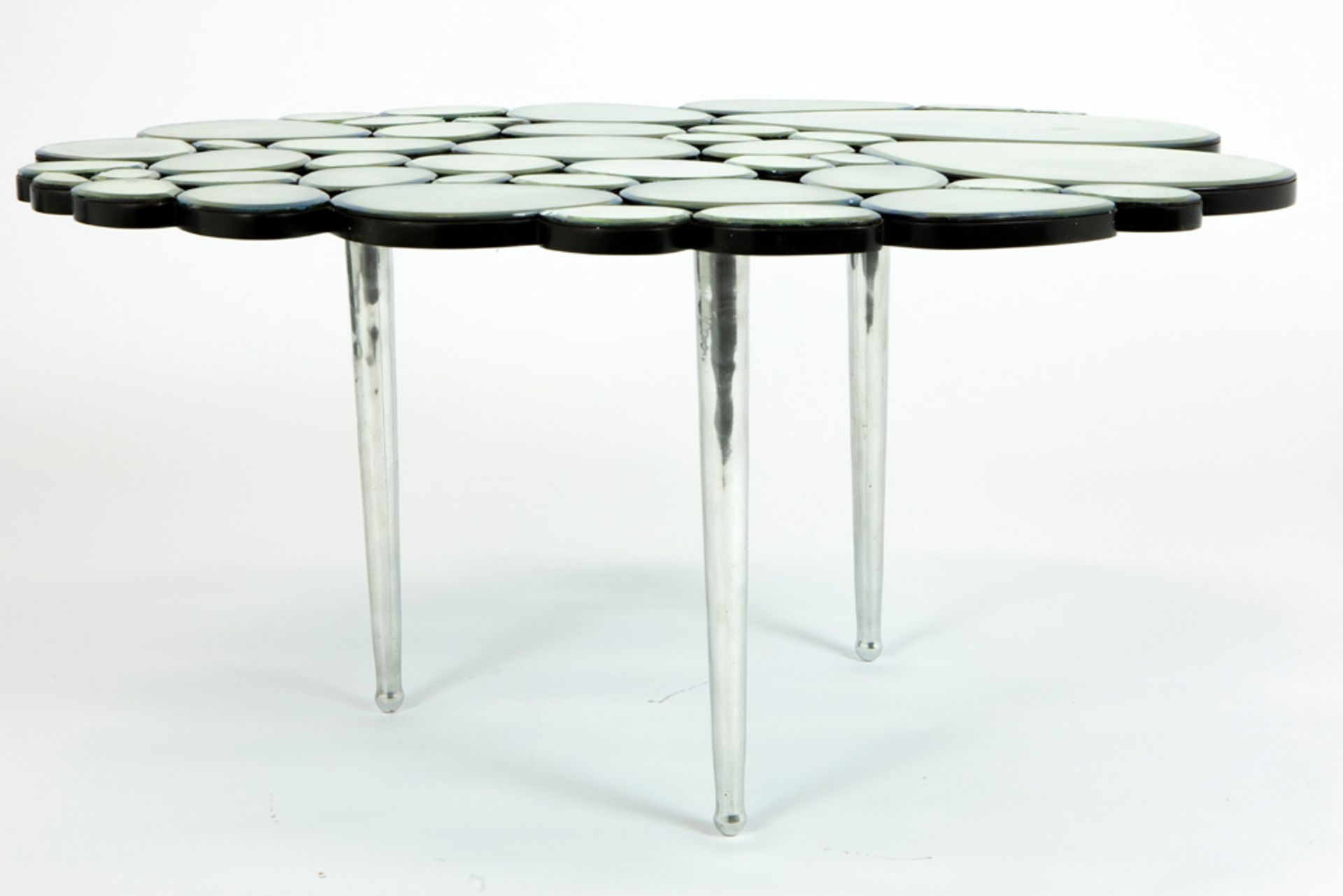 Olivier De Schrijver signed "Moon" design coffee table with its in antique mirror glass surrounded - Bild 2 aus 3