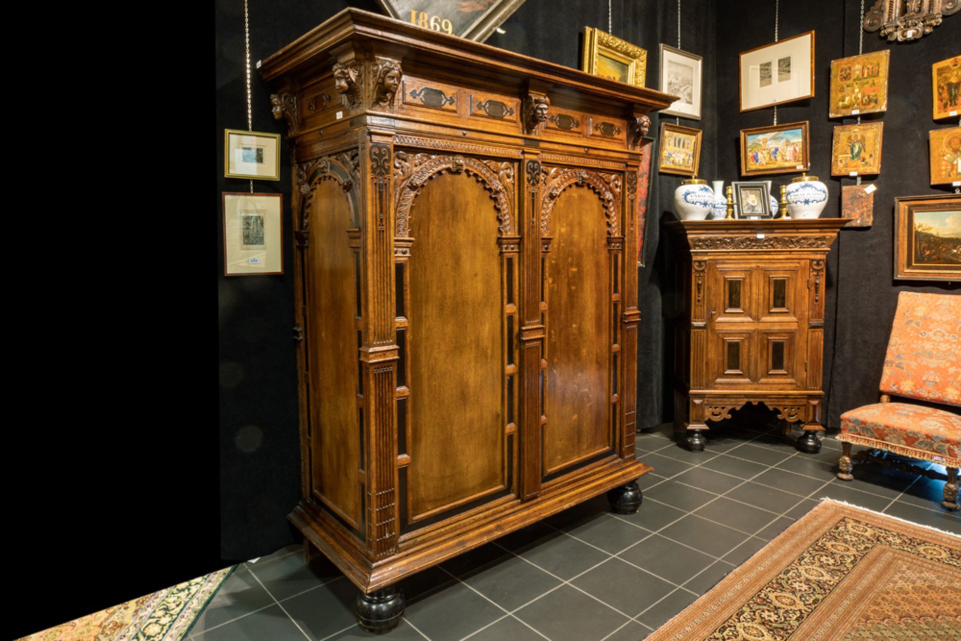 17th Cent. Dutch (Utrecht) armoire in oak and ebony with two doors with typical design and with - Bild 3 aus 4