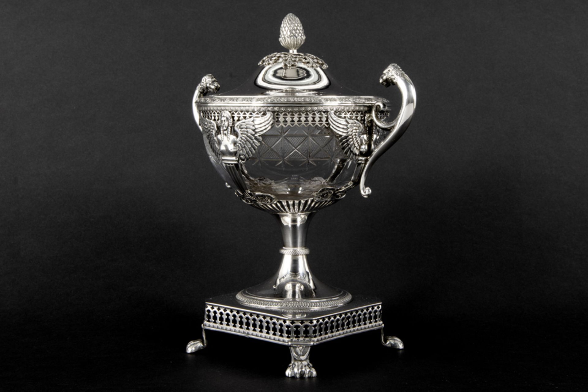 late 18th Cent. French neoclassical jam pot in marked silver and clear glass || Laat achttiende - Bild 2 aus 5