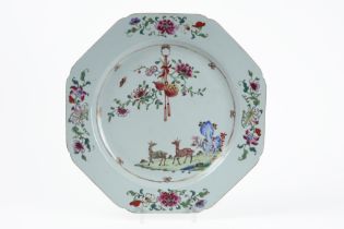 18th Cent. Chinese octagonal dish in porcelain with a 'Famille Rose' decor with deer in a