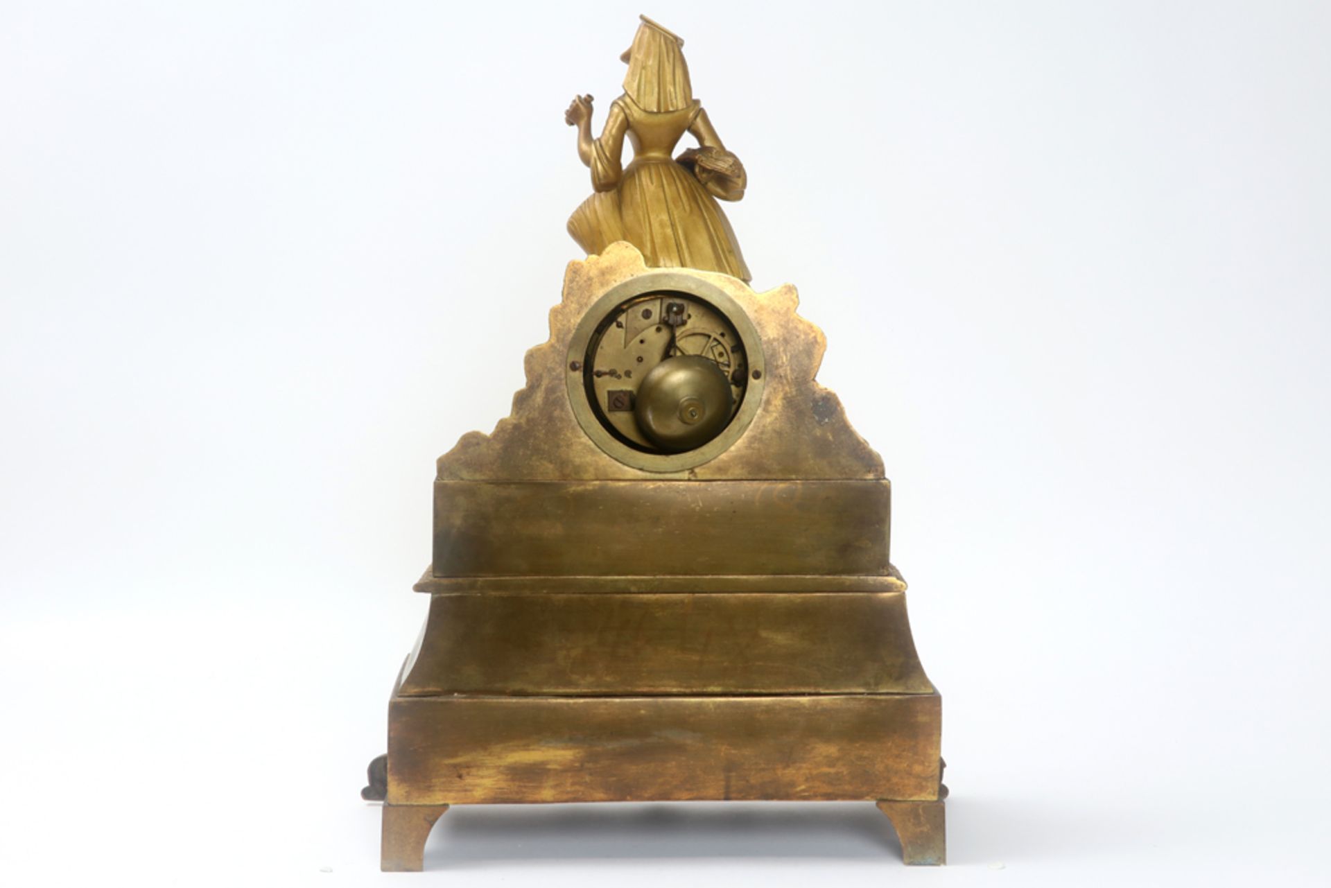 19th Cent. clock with case in gilded bronze and with marked work || Negentiende eeuwse klok met kast - Image 2 of 4
