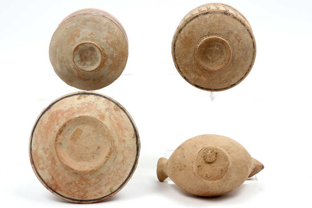 four Ancient Pakistan Baluchistan Indus Culture Nindowari earthenware items : three painted pots and - Image 4 of 4