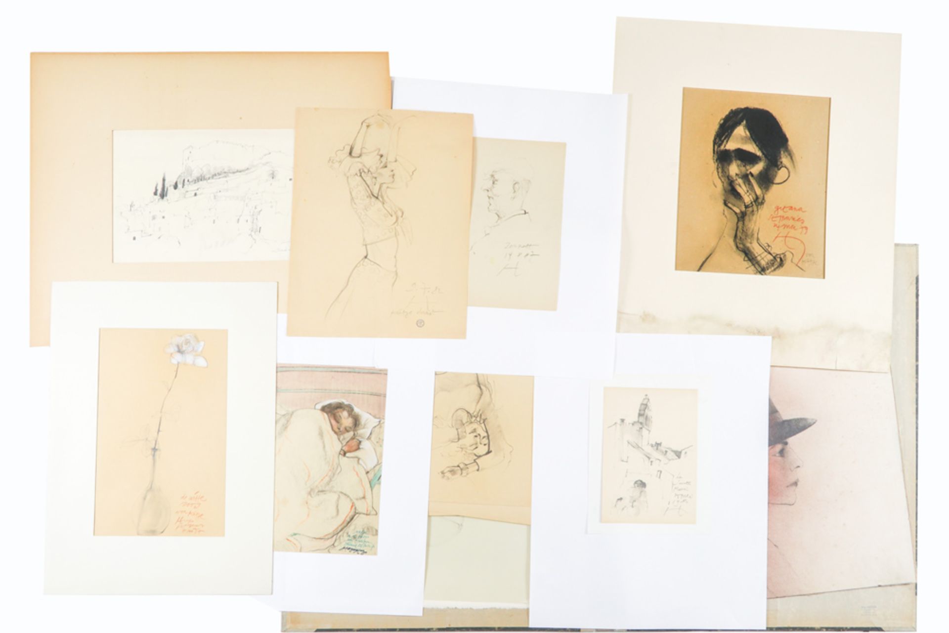 various lot with sketches, prints, designs and information of and about Hugo Heyens || HEYENS