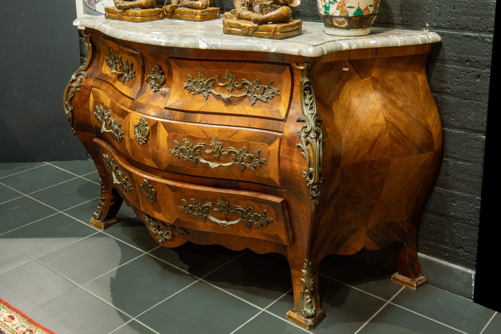 'antique' Louis XV style chest of drawers in marquetry with mountings in bronze, four drawers and - Image 3 of 4