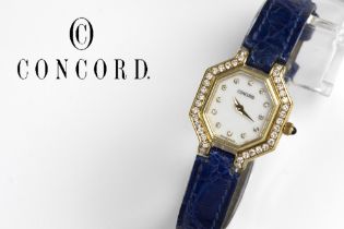 completely original Concord marked ladies' wristwatch in yellow gold (18 carat) with a face in