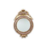 Venetian vintage mirror with its typical frame with Murano glass || Venetiaanse vintage spiegel
