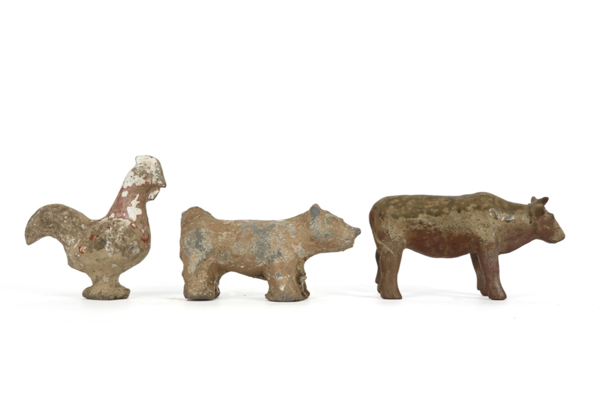 three Chinese Han period tomb figures in the shape of horoscope animals (cock, god and ox) in - Bild 4 aus 5