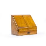 antique English oak letterbox || Antieke Engelse brievendoos in blonde eik - hoogte en breedte :
