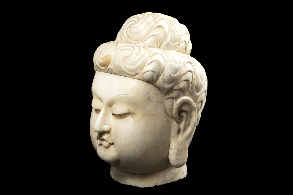 old Chinese "Buddha head" sculpture in marble || Oude Chinese sculptuur in marmer : "Hoofd van - Image 5 of 5