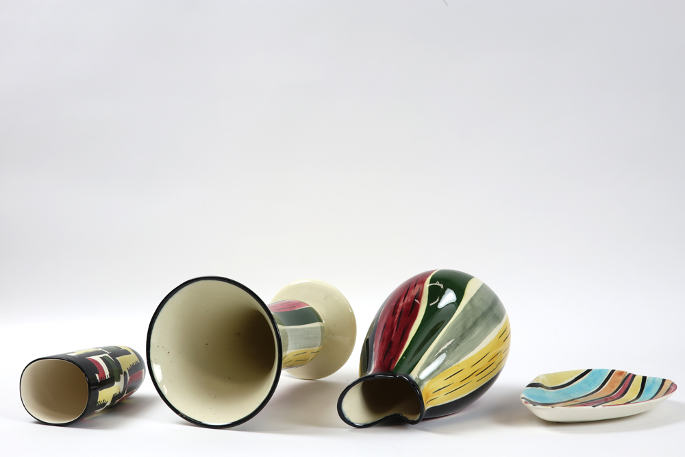 four fifties' pieces in ceramic marked "Strehla Keramik" || Lot van vier stuks faïence van de - Image 3 of 5