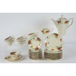 34 pcs Dutch Art Deco dinner set in Mosa marked ceramic || 34-delig Art Deco-eetservies in