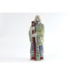 quite big Chinese "Sage" sculpture in marked porcelain with polychromy || Vrij grote Chinese