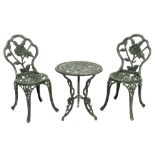 garden set in cast iron : two chairs and a round table || Tuinset (3) in gietijzer : twee