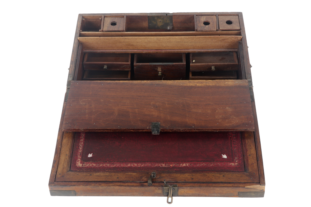 antique British-colonial writing box || Antieke Engels-koloniale schrijfkist in een exotische - Image 5 of 6
