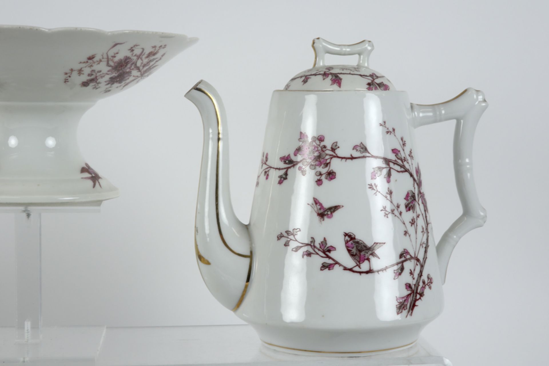 antique coffee set in porcelain || Antiek koffieservies in porselein met vogel- en bloemendecor - ca - Bild 2 aus 3