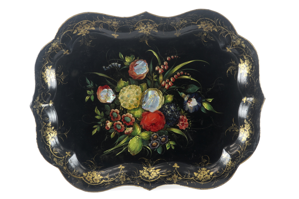 19th Cent. Napoleon III period tray in polychromed metal with mother of pearl || Negentiende eeuws