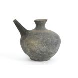 Chinese earthenware pitcher || Chinees kruikje met teut in aardewerk - hoogte : 16 cm
