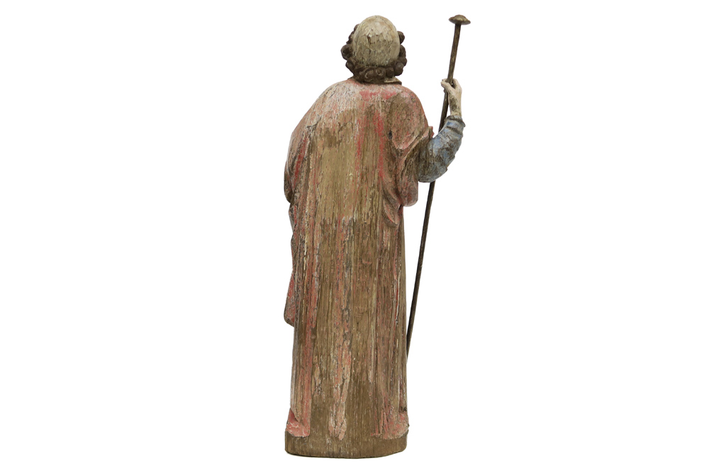 16th Cent. European gothic style "Saint with book" sculpture in polychromed wood || EUROPA - 16° - Image 2 of 4